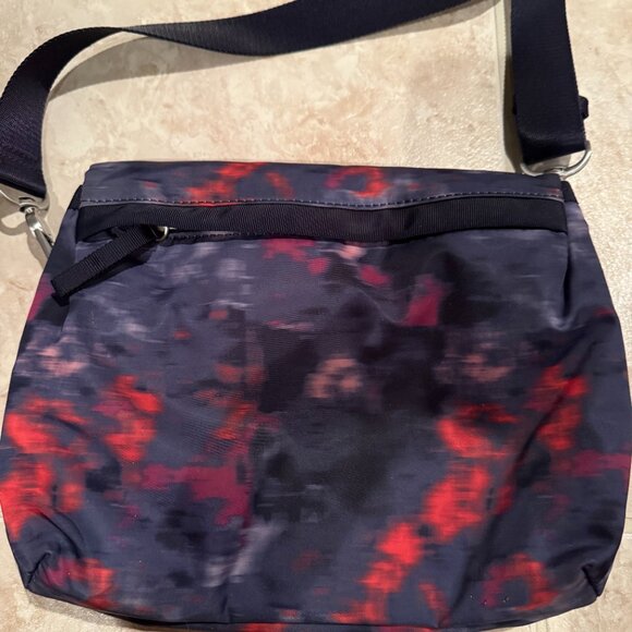 Lululemon | Party Om Crossbody Bag | Simple Blooms Regal Plum Multi/Naval Blue - Picture 6 of 16